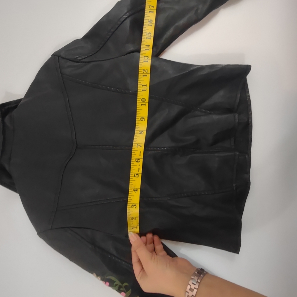 Sold on M Adorable humming bird floral embroidered Faux leather moto jacket - Picture 6 of 6